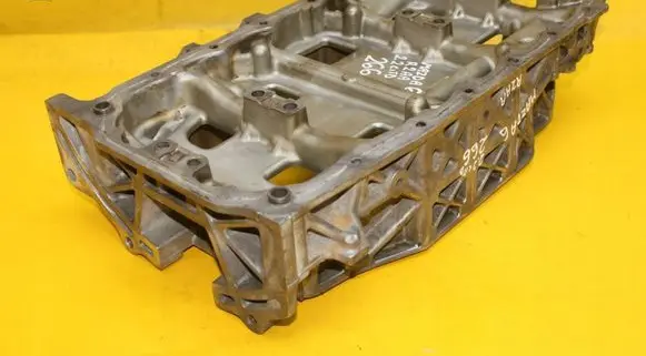 Mazda 3 II Oil sump R2AA10380