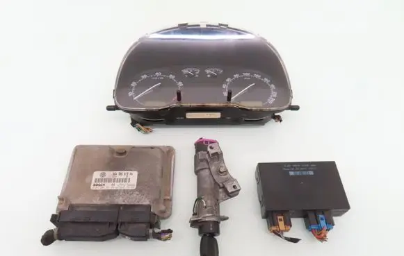 Skoda Octavia Mk1 (1U) Engine control unit/module ECU 0261206924 06A906018HA 1J0959799AH