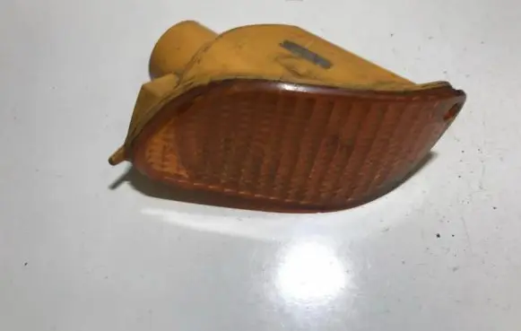 Ford Focus Front indicator light xs4x13369a xs4x-13369-a