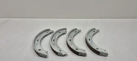 Mercedes-Benz Vito Viano W638 Handbrake/parking brake pads A0034207020