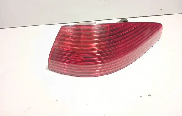 Peugeot 607 Rear/tail lights 2543