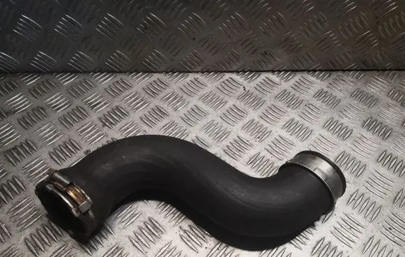 Intercooler hose/pipe