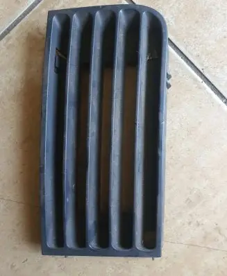 Audi A8 S8 D2 4D Front bumper lower grill 4D0853684K
