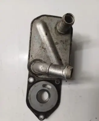 Engine oil radiator