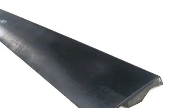 Volkswagen PASSAT B5 Front door trim (molding) 3B0854940