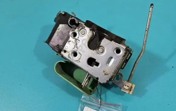 Front door lock