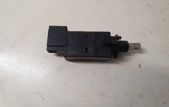 Mercedes-Benz E W211 Brake pedal sensor switch 0015454009
