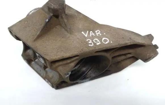 Mercedes-Benz Vito Viano W639 Engine mounting bracket A6462230004
