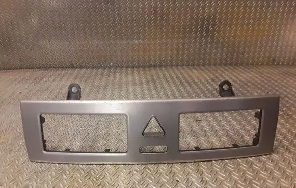 Mercedes-Benz C W203 Other center console (tunnel) element