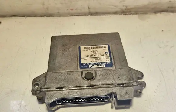 Renault Clio II Engine control unit/module 7700104956 7700111205