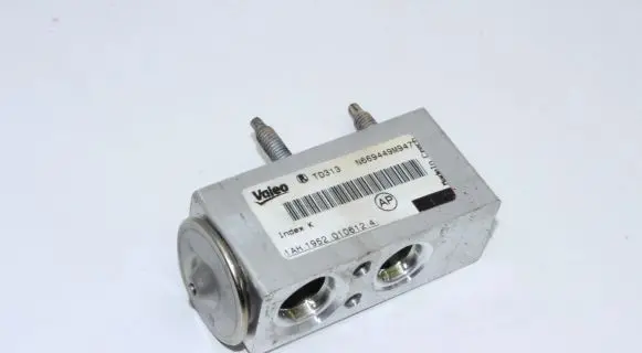 Peugeot RCZ Air conditioning (A/C) expansion valve TD313