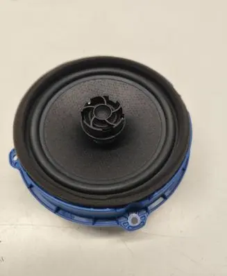 Hyundai Santa Fe High frequency speaker in the rear doors 