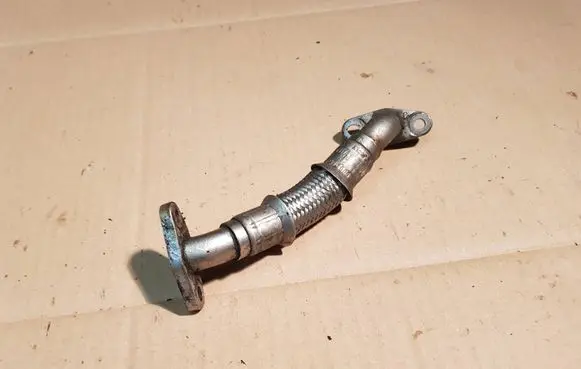 Audi A3 S3 A3 Sportback 8P Turbo turbocharger oiling pipe/hose 06J145735C