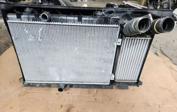 Citroen C4 II Coolant radiator
