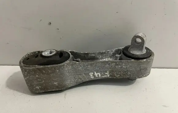 BMW X1 F48 F49 Engine mounting bracket 1234567