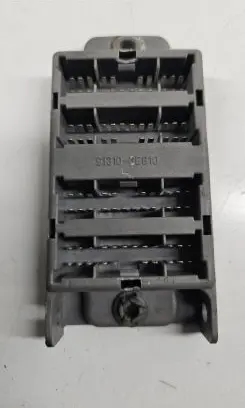 KIA Sorento Fuse module