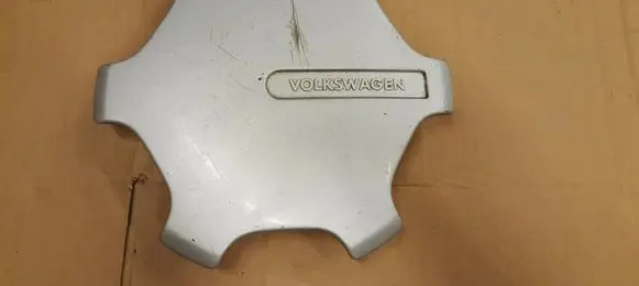 Volkswagen Golf II Original wheel cap 321601149B