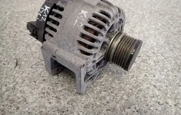Nissan Micra Generator/alternator TG11C034