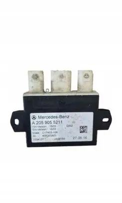 Mercedes-Benz C W204 Tailgate/trunk control unit/module A2059055211