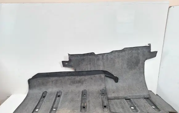 Trunk/boot mat liner