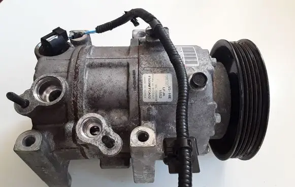KIA Sportage Air conditioning (A/C) compressor (pump) F500NFFCA02