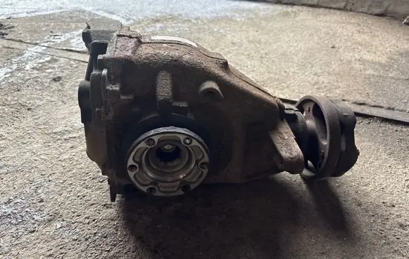 BMW 3 E90 E91 Rear differential 7591016 E2701X315 8910041562670007