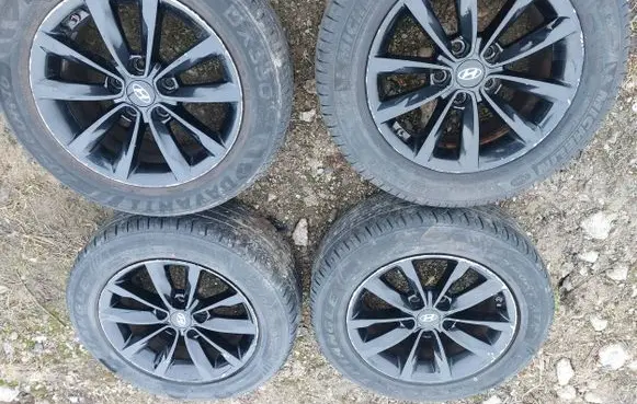 Hyundai i40 R16 alloy rim 