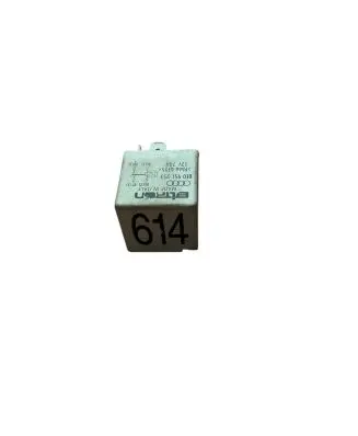 Audi A6 S6 C6 4F Other relay 8E0951253 PA66GF25