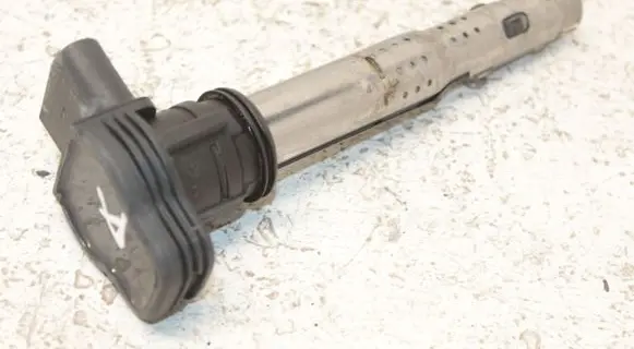 High voltage ignition coil