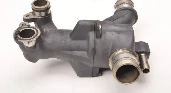 Aston Martin DB9 Thermostat housing 4G4E9K457AA