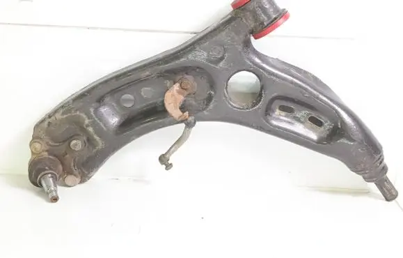 Volkswagen PASSAT B7 Front control arm