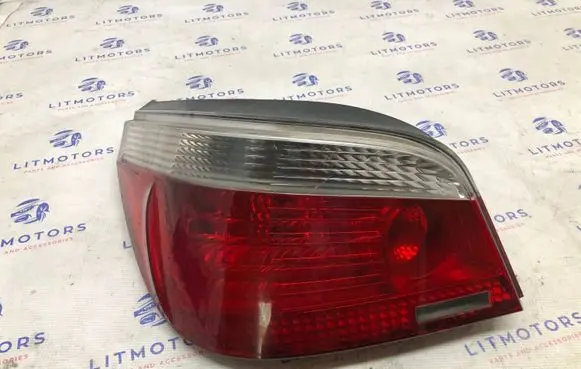 BMW 5 E60 E61 Rear/tail lights 6910767