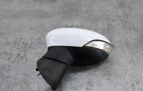 Front door electric wing mirror
