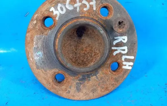 Mini One - Cooper R57 Rear wheel bearing hub 33416786552