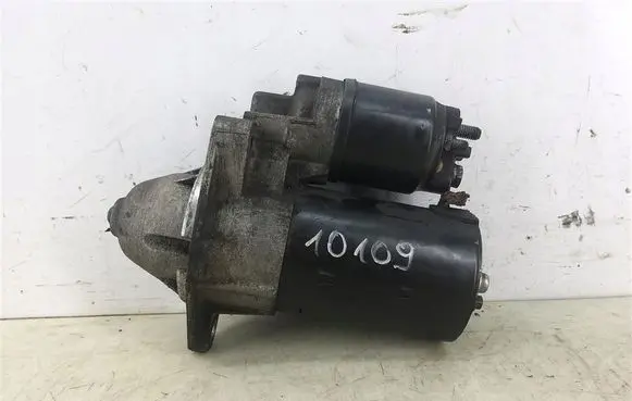 Opel Astra H Starter motor 