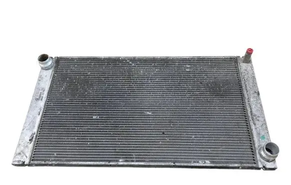 BMW 5 E60 E61 Coolant radiator 7787440 17117787440 99374004