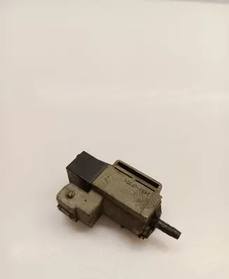 Hyundai i40 Vacuum valve 851202A400