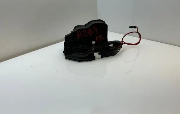 BMW 6 F06 Gran coupe Front door lock 7276544