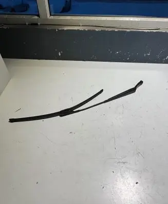 Volkswagen Touran II Front wiper blade arm 2K1955409B