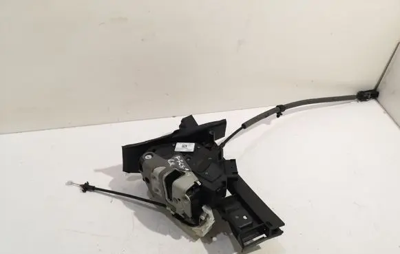Ford Focus Rear door lock
