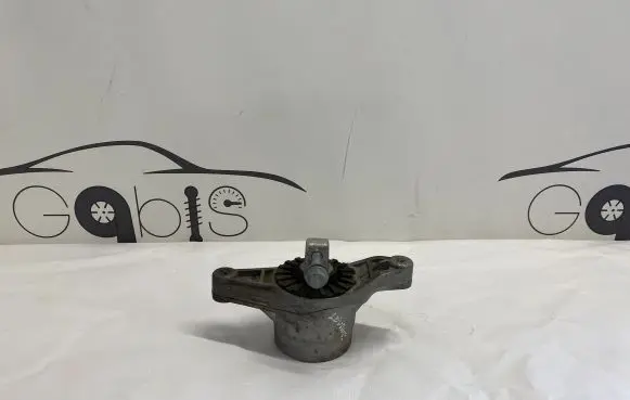 Maserati Levante Engine mount bracket 06700036280