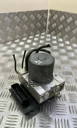 Mercedes-Benz E W212 ABS Pump A2124313512
