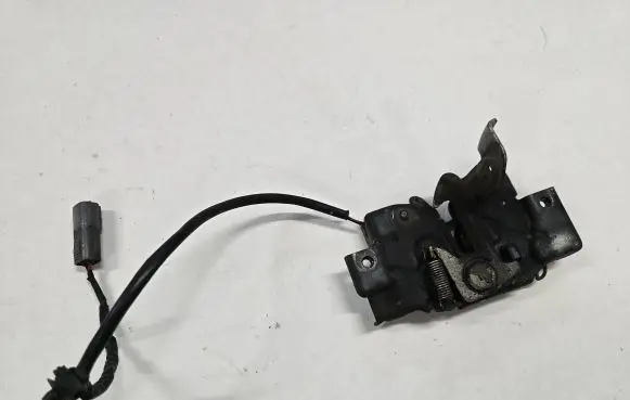 Mazda CX-7 Engine bonnet/hood lock/catch