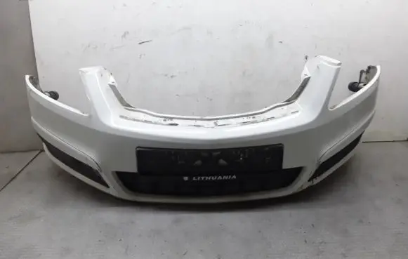 Opel Zafira B Front bumper 13124959