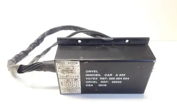 Volkswagen Golf III Other control units/modules 000054604 09332