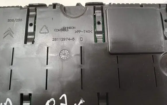 Citroen C4 Grand Picasso Speedometer (instrument cluster) P9663755980 NS1032673Y 281196233
