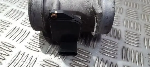 Audi A6 S6 C5 4B Mass air flow meter 059906461d afh70-25c