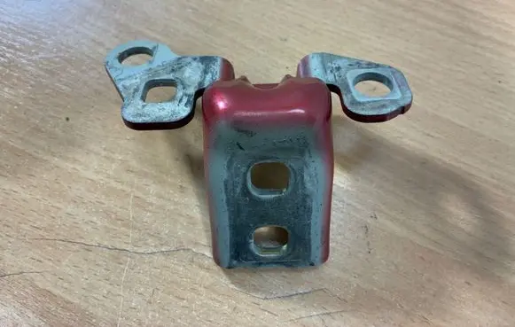 Renault Clio III Front door upper hinge 2234710