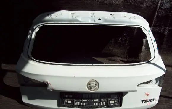 Fiat Tipo Tailgate/trunk/boot lid