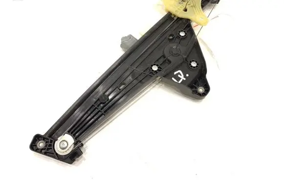 Renault Clio V Front door window regulator with motor 807216723R